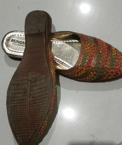 Colorful Jutti