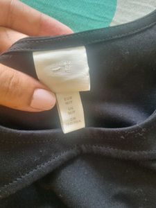H&amp;M Beautiful Black Puffed Sleeve Bodysuit