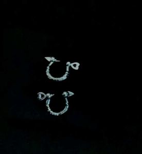 Cupid&#39;s Bow Earring (single Piece)