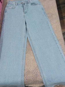 Wide Leg Light Wash Jeans