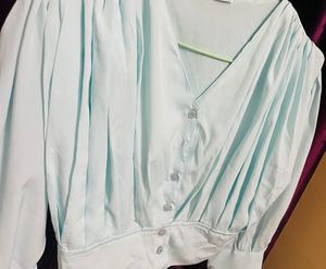 Stylish women shirt top..