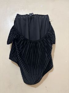 Black Velvet Mini top