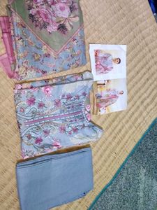 Pakistani Lawn Suits Sets