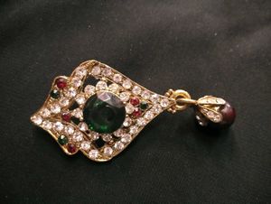 Vintage Style Jewel Brooch