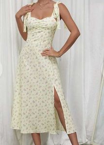 Brand New (Urbanic) Yellow A-line Floral Dress