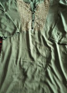 Trendz Green kurti L size