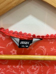 XL Shrug