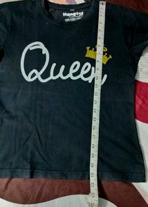QUEEN GRAPHIC TEE