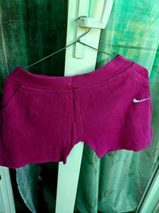 Nike Shorts 2 Side Pockets Barely Worn