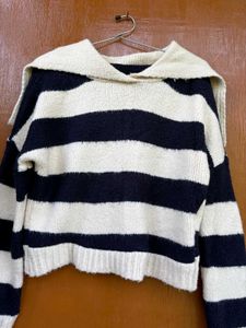 Korean Blue And Beige Sweater