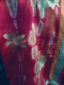 2 Dupattas..