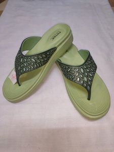 Green Rainy Season Flat Slipper