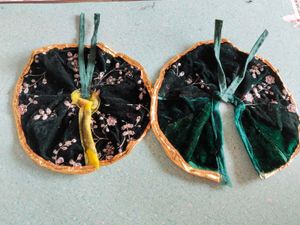 Radha Krishna Poshak