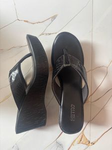 Metro Black Wedge Thong Sandals