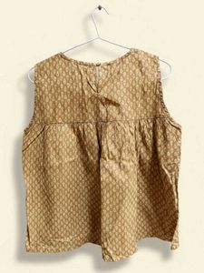 Vintage-Inspired Set