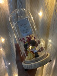 Couple Figurine in Glass Dome