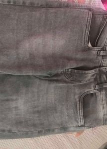 Here &amp; Now Straight Fit Jeans