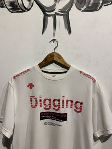 Descente Graphic Tee