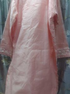 Elegant Peach Kurta Pant With Net Dupatta