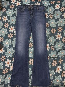 SAHAR Flare Jeans