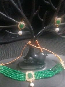 Choker Necklace