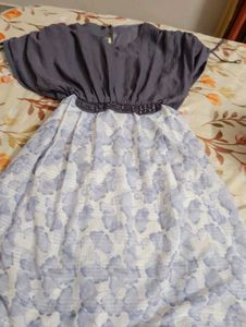 Elegant Grey Floral Dress