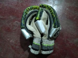 Batting Gloves For Cricket