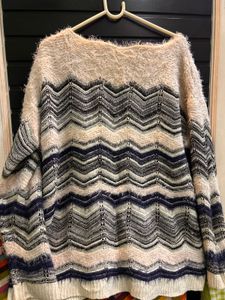Patterned Knit Pullover Sweater