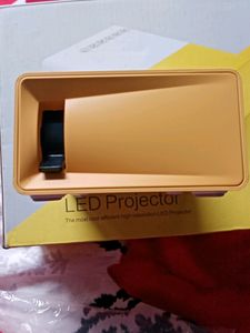 LED PROJECTOR