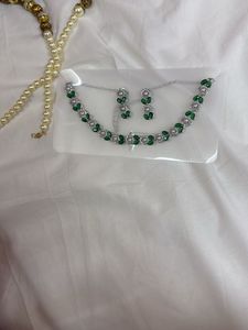 Brand New Emerald Green+stone Work Necklace Set
