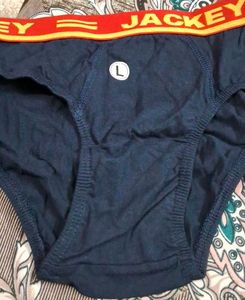 Combo Nightsuit 4 Pillowcover5 Trunk 3brief 1 Top