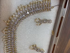 This is AD necklace set