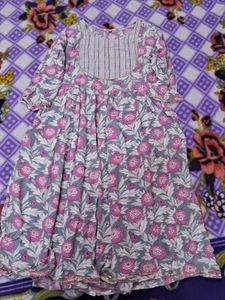 Floral Print nayra cut kurti