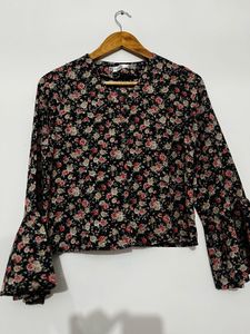 Floral Print Bell Sleeve Top