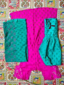 Pink Cotton Kurti Set with Swirl Design