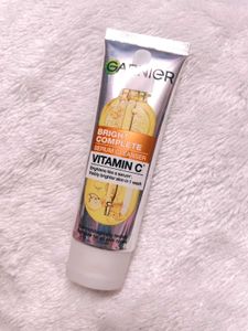 Garnier Bright Complete Serum Cleanser 50gm | Deep