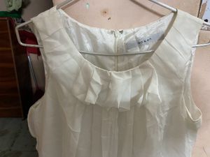 White Beautiful Dress🩶