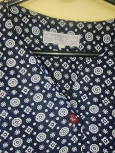 Patterned Short Sleeve Top