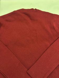 Handpicked Stylish Maroon Knit Top🍷