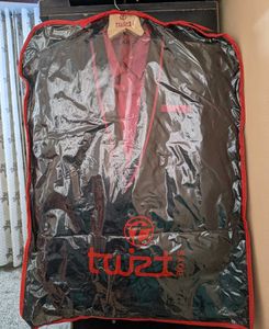 Boy&#39;s Black Tuxedo Blazer 3 piece Suit