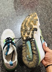 Good Condition Mens Sports Shoe