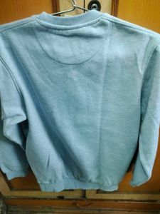 Stylish Blue Graphic Sweatshirt