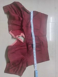 Beautiful Dark Peach Saree With Contrast Blouse