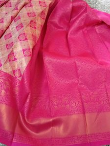 New Checks Artsilk Saree For Grabs