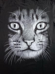 Cat Face Graphic Tee T-shirt made in Thailand