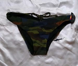Camo Bikini panty
