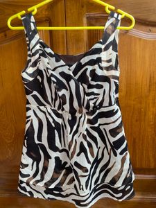 Zebra Print Sleeveless Top Fixed price !!
