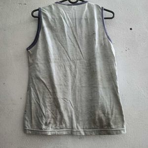 T- Shirt
