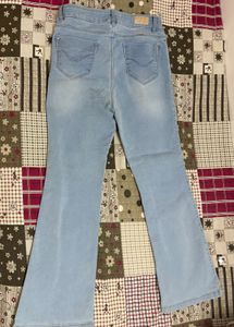Light Wash Flared Jeans