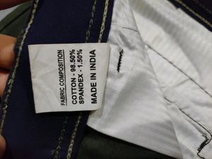 Men Olive Solid Slim Fit Trousers